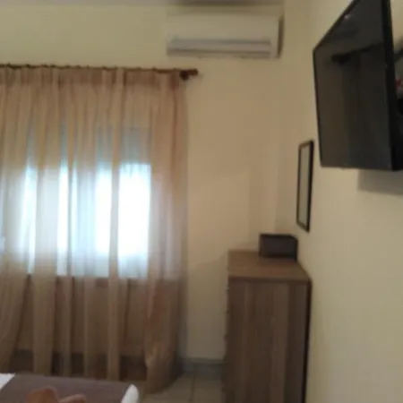 Niki Stavros Comfort Living
