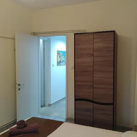 Niki Stavros Comfort Living *